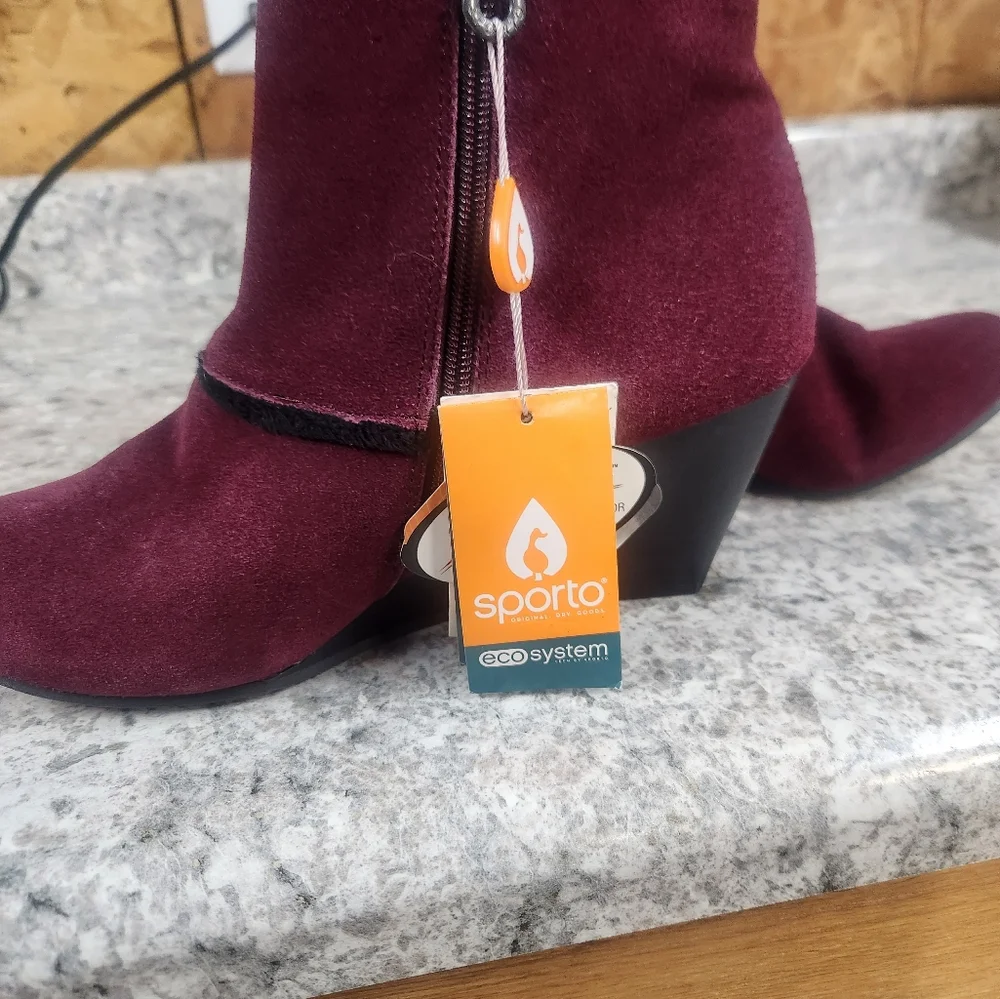 NWT Sporto heeled booties